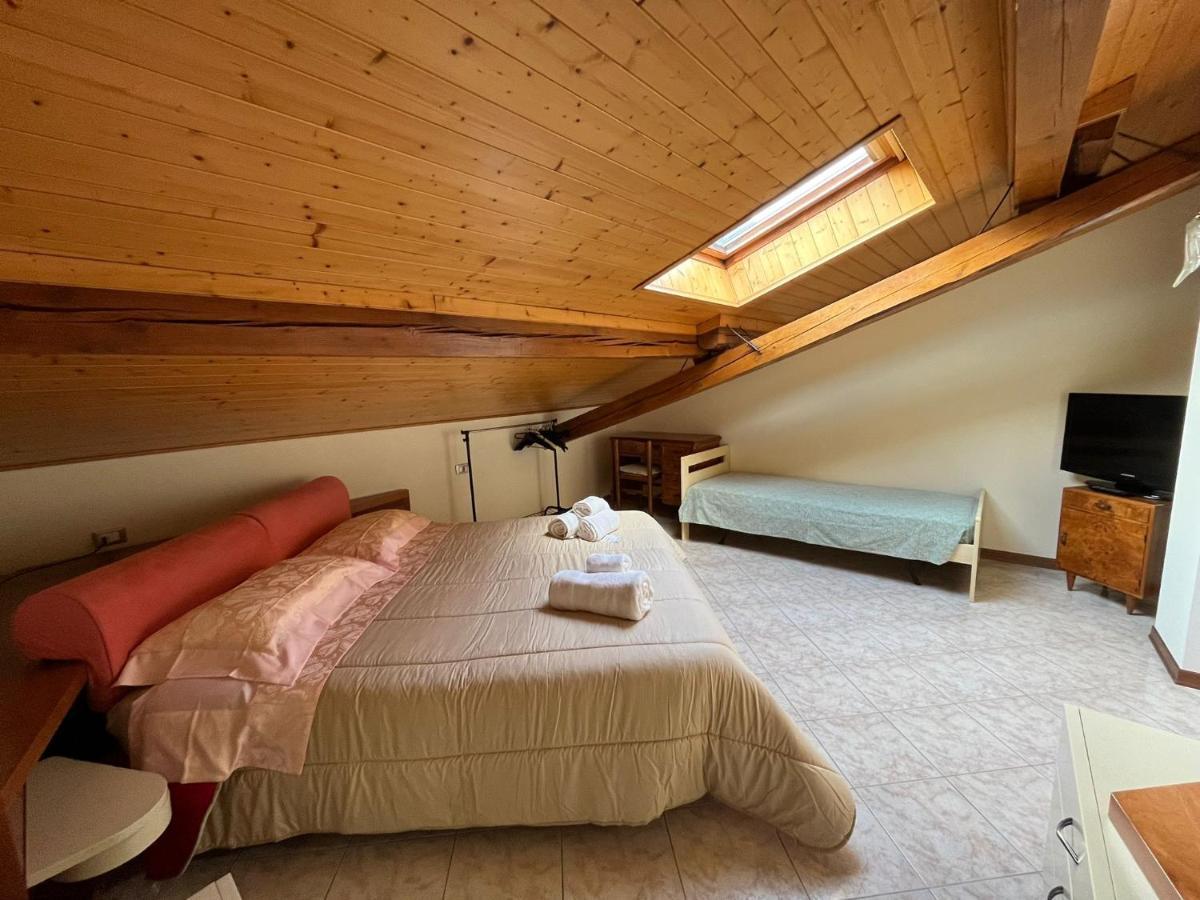 Locazione Turistica Casa Cittadella Hotel Arten Ngoại thất bức ảnh